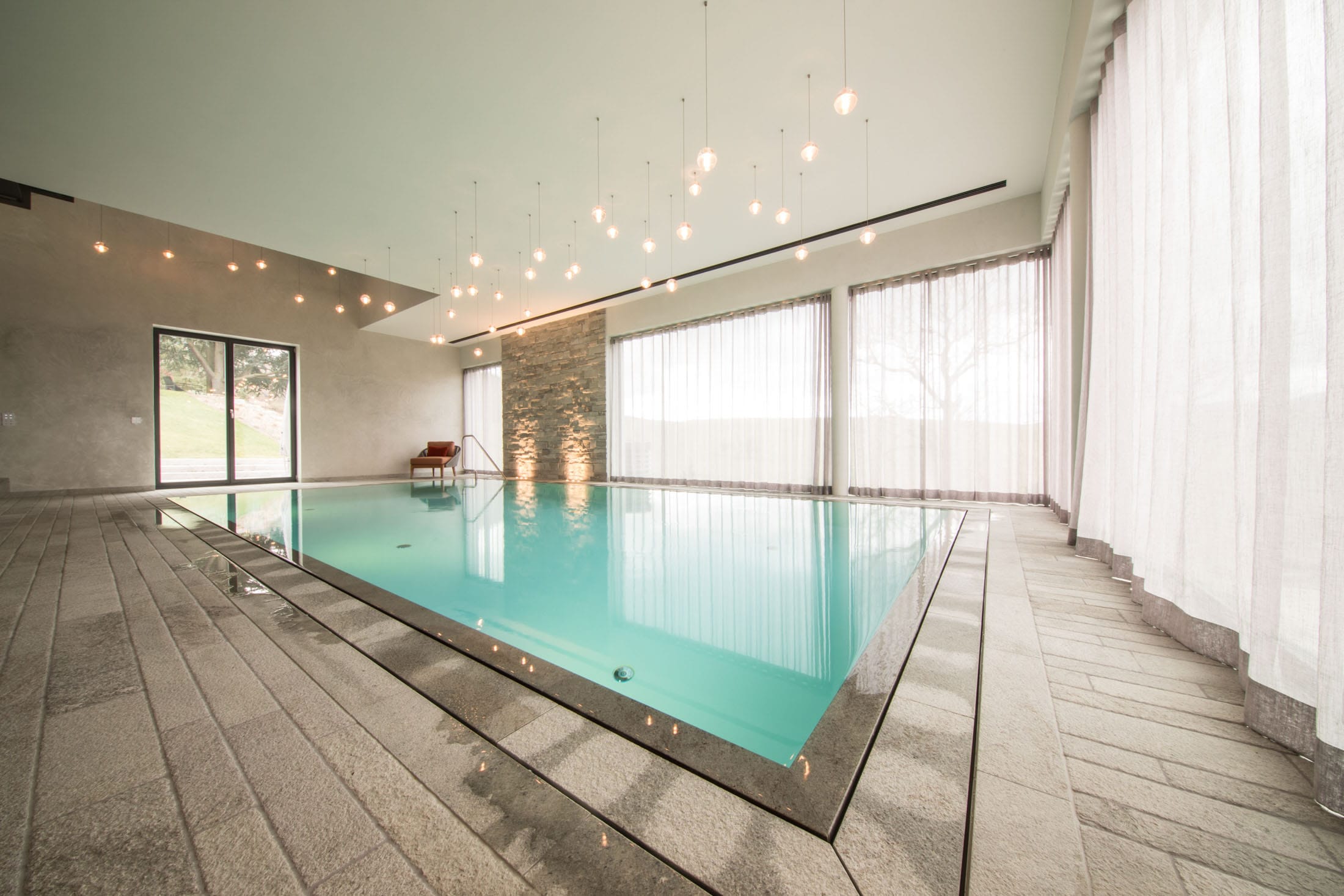 Wellnessbereich Pool Wohlfühloase