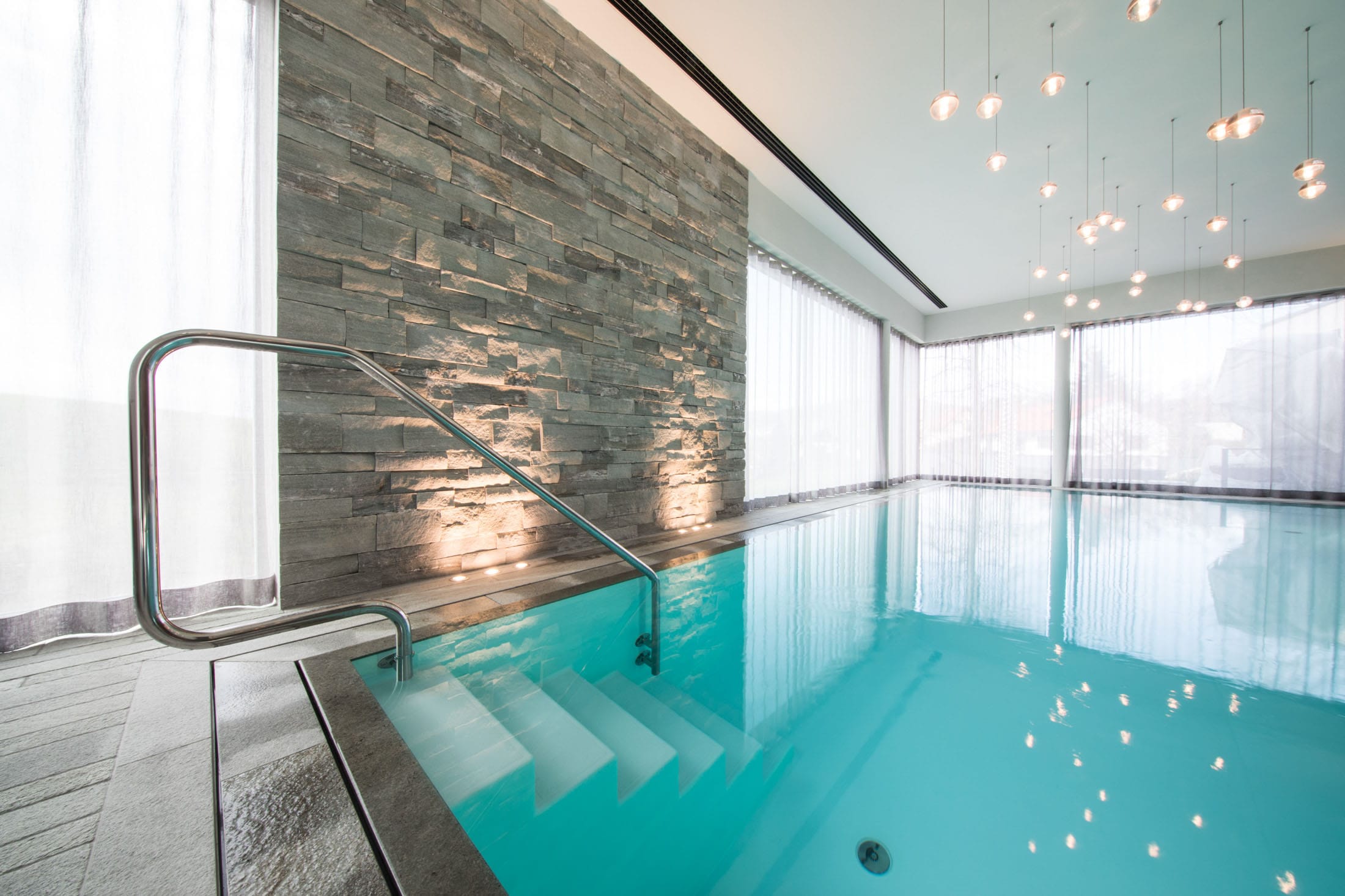 Wellnessbereich Pool Wohlfühloase